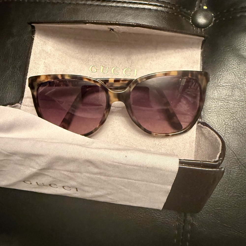 Authentic Gucci Tortoise Shell Sunglasses 3502/S $598.00 brown Havana cat eye